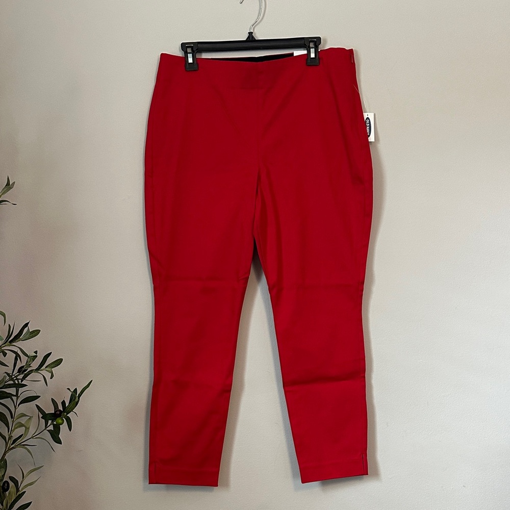 NWT Old Navy Pixie Pants